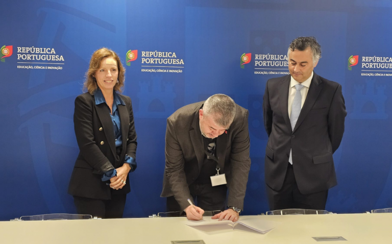 FNE assina protocolo negocial do ECD